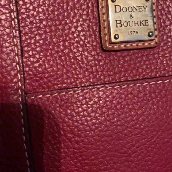 Dooney and Bourke tote with dust bag great condition - Picture 6 of 10
